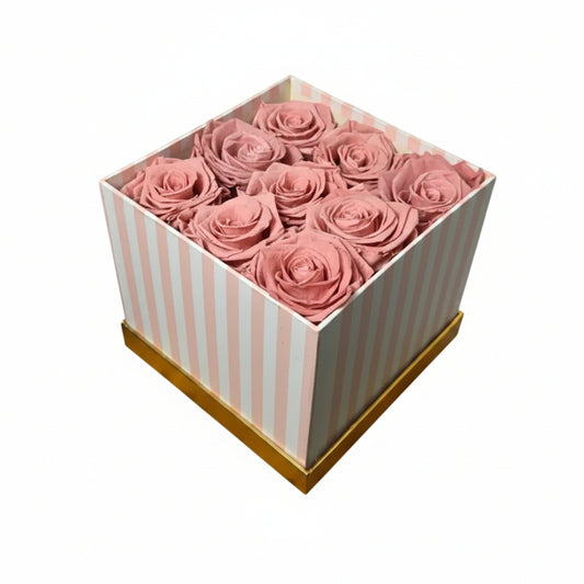 Grand MacKenzie Square Rose Box